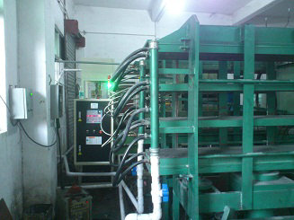 導(dǎo)熱油加熱器使用現(xiàn)場(chǎng) 導(dǎo)熱油加熱器使用現(xiàn)場(chǎng)